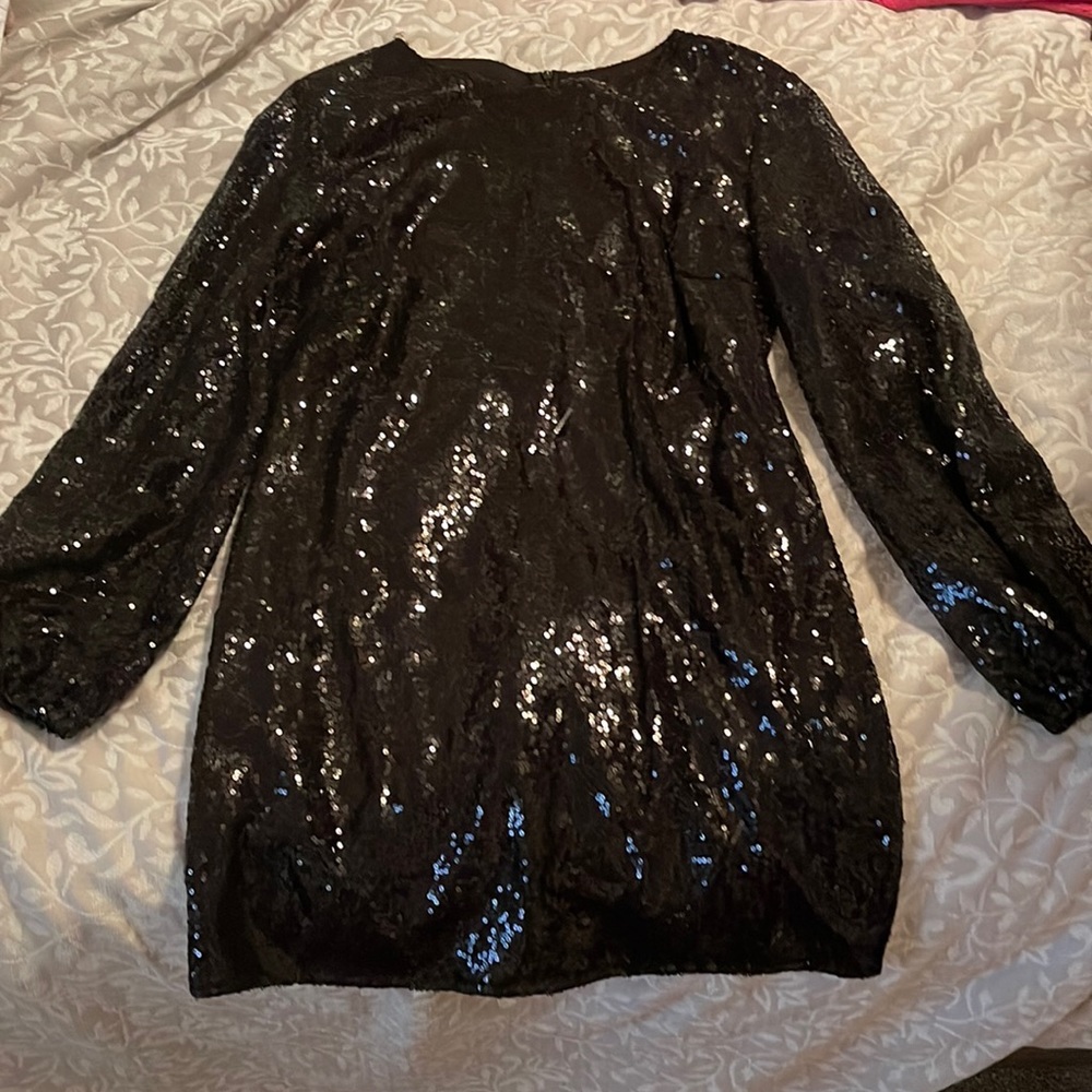 Black short, sequence fitted dress